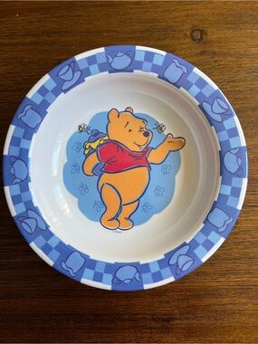 Zak Designs Disney Winnie the Pooh Melamine Kids Bowl set of 4